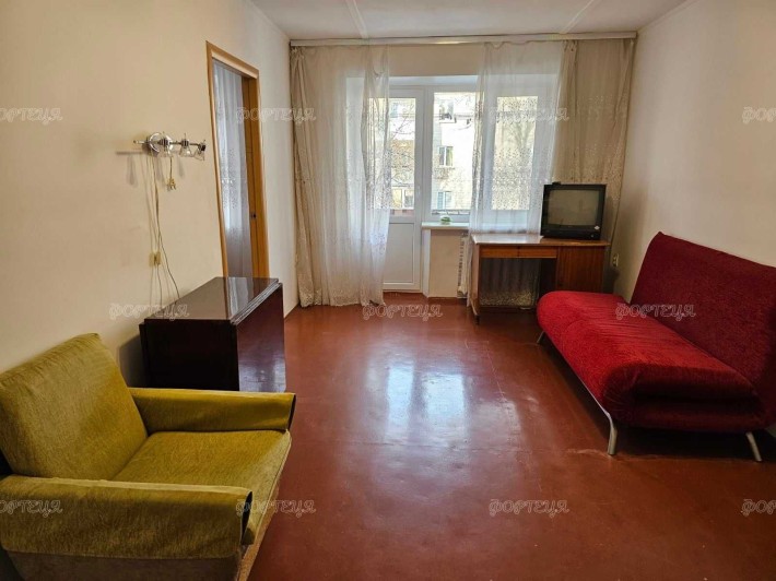 Продам 3- комнатную квартиру  в Центральном районе - фото 1
