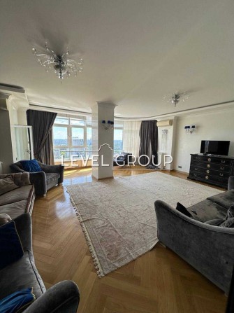 3-к квартира з ремонтом Roberto Cavalli, Печерськ, 155 м², видова - фото 1