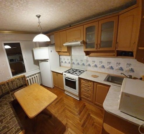 Продам! 3 х комнатная квартира, 2 эт. - фото 1
