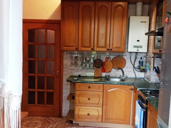 Продам 2-к.кв. в Александровском р-не, ул. Жуковского Запорожье