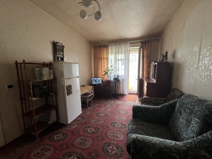Продам 2к квартиру 42,5м2 в Приднепровске / Роторная - фото 1