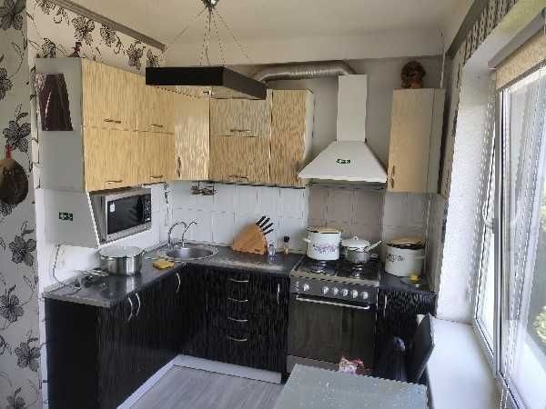 Продаем 2 Х кв. КОСМОС - фото 1