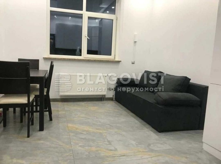Продам квартиру Печерський центр ЖК Французький центр - фото 1