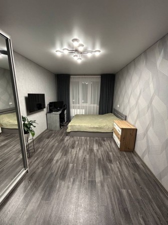 Продається велика 1квартира 42 кв. з євроремонтом - фото 1