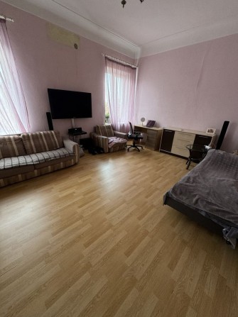 Продам 3х ком квартиру в Центре - фото 1