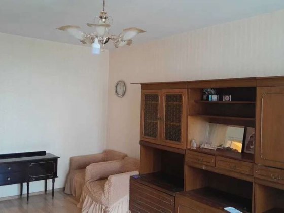 Продаж 2-к квартири вул. Вишняківська вул. 8, Дарницький район Киев