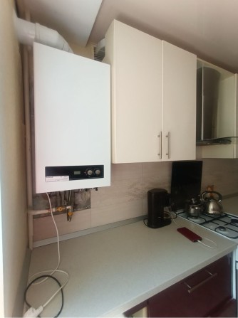 Продаж 2 кімнатної квартири 49 кв.м з Автономним опаленям - фото 1