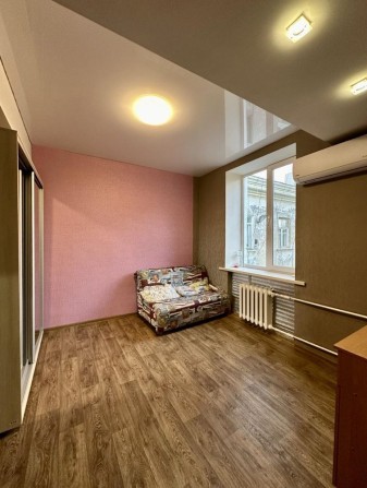 Срочно продам 1-комнатную  квартиру ! - фото 1