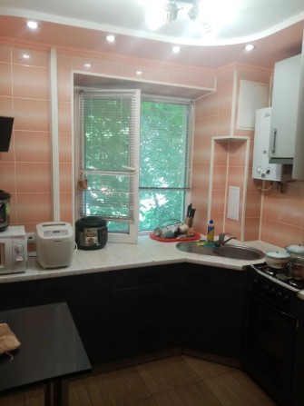 продам 3-х кімнатну квартиру р-н Волкова 19школа. - фото 1