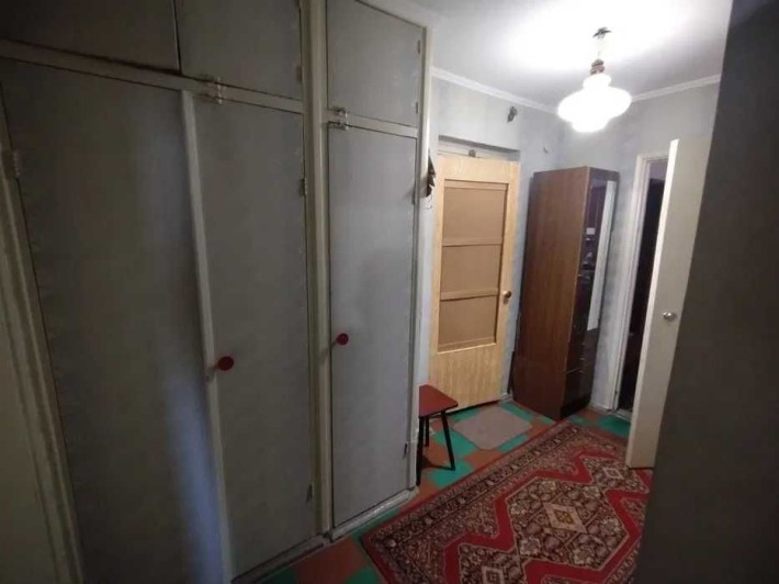 Продажа 2 комн. квартиры 15-й микрорайон - фото 1