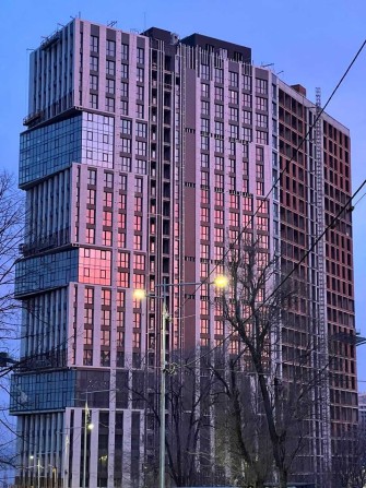 Mont Blan квартира з унікальним плануванням : 51,5 метрів. 7 вікон - фото 1