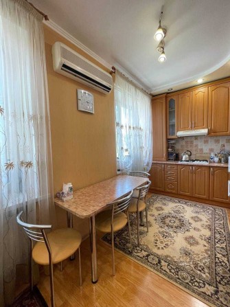 Продаж 2-х кімн кв-ри, з меблями та технікою, 4/5, Центр - фото 1