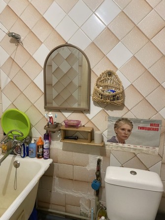 В центрі квартира в цегляному будинку - фото 1