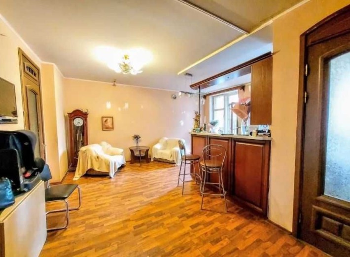 3 кім в ЦЕГЛІ з кухнею 27 м2 район ЦЕНТРУ (716774) - фото 1