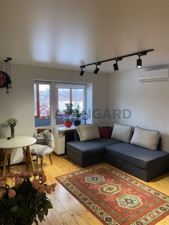 Продам 1 к.кв. Правий Вінтера з євроремонтом, меблями та технікою - фото 1
