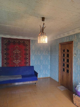 Продам 1к на Поля (Юность), окна во двор,  под Ваш ремонт - фото 1