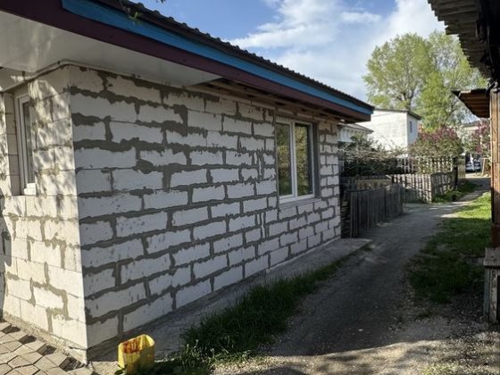 Продається квартира на земельній ділянці Кропивницкий