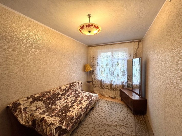 Продажа 2к квартиры в центре с большой лоджией - фото 1