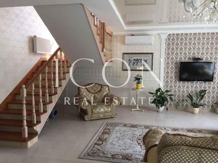 Оренда 2к будинку | 280м² | Русанівські Сади | метро Лівобережна - фото 1