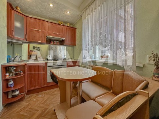 Краща локація! 3кім. квартира у Центрі Міста! Запоріжжя