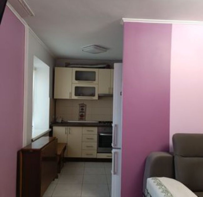 Продам 3- х кімнатну квартиру в центрі - фото 1