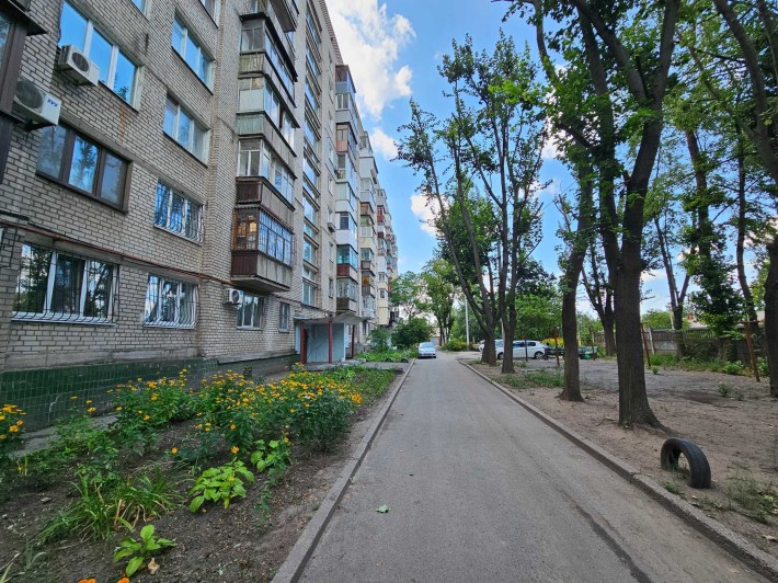 Продам 2 кім. квартиру на вул. Робоча. Терміново! - фото 1
