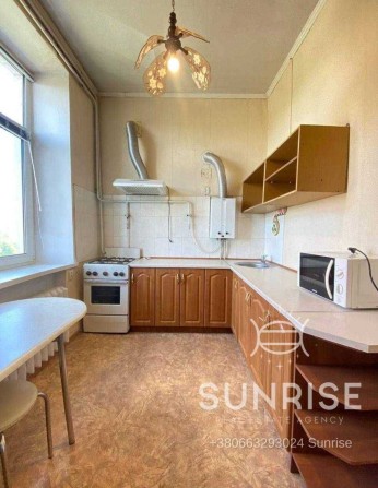 БЕЗ КОМІСІЇ, 2кім. ЦЕНТР, 64м2, вул.Адміральська - фото 1