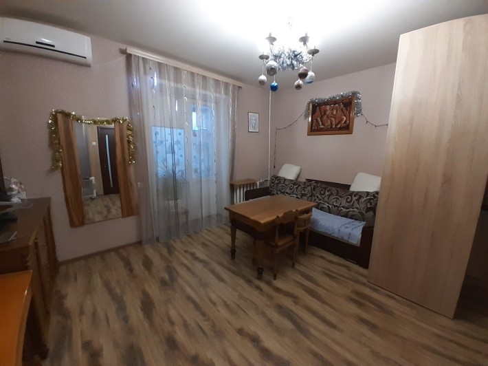 2х комнатная квартира с гаражом и подвалом - фото 1