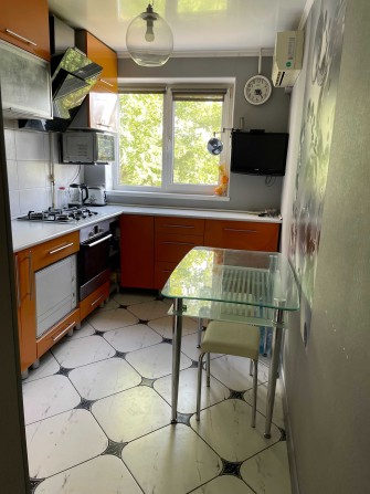 3к квартира продаеться - фото 1