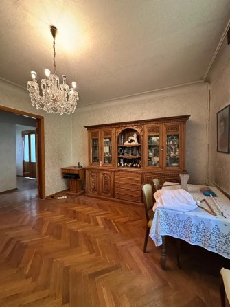Продам 3-х Центр Нагорный ТЦ Нагорка  сталинка 83м2 - фото 1