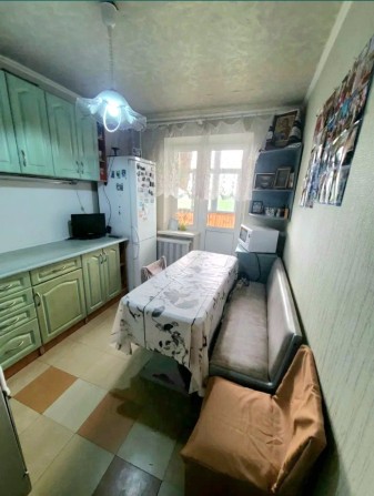 Продам 3 комнатную квартиру на Суворова. Есть генератор на дом. - фото 1