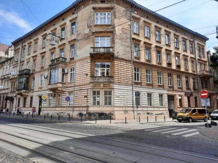 Продаж 3 кімнатної квартири, Австрійський будинок, вул. Франка, Центр. - фото 1