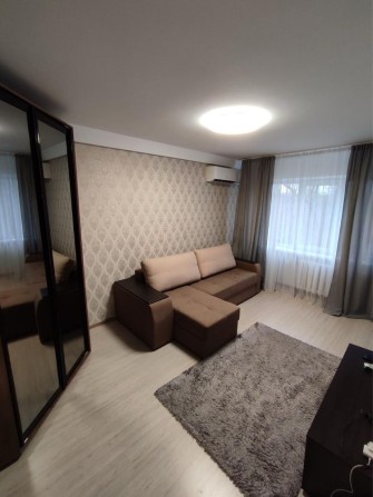 Продам 2х комнатную квартиру - фото 1