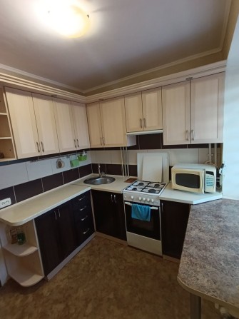 Продаю 2 ком кв Театральная - проспект Богоявленский ремонт, мебель, - фото 1