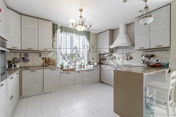 Будинок плюс цокольний поверх та мансарда 350м2 - фото 1