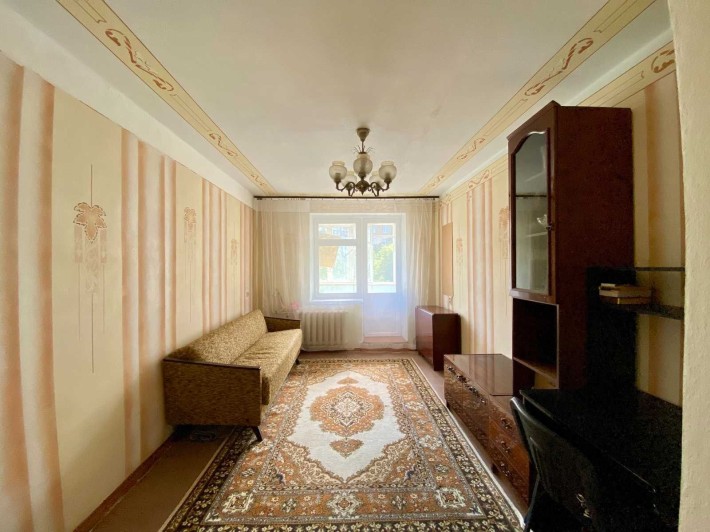 Продаж двокімнатної квартири  в центрі - фото 1
