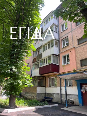 2-кімнатна квартира на Яновського. Під ремонт. - фото 1