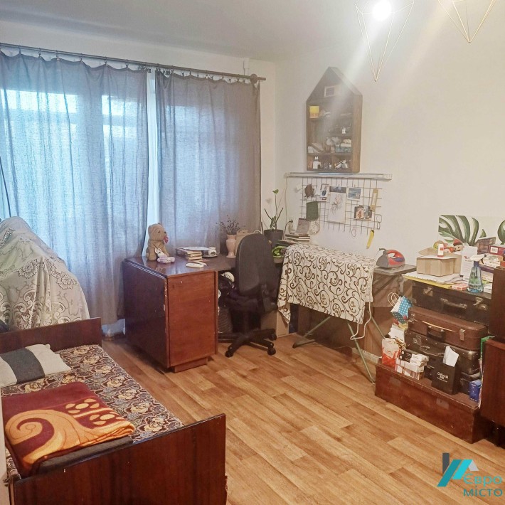 продам 1 кімнатну квартиру вул. Патріотична - фото 1