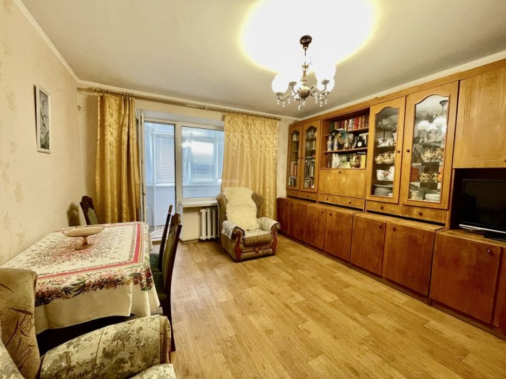 Продажа 3 комнатной чешки на 1 КП Заводский р-н - фото 1