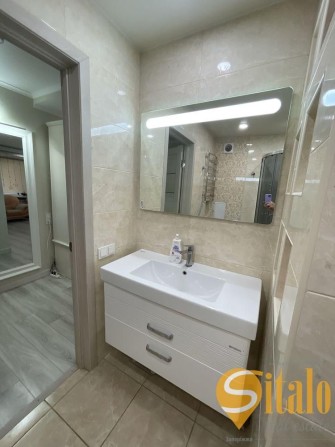 Продаж 3-х кімнатної квартири по вул. Перемоги, р-н "Олімпія". - фото 1