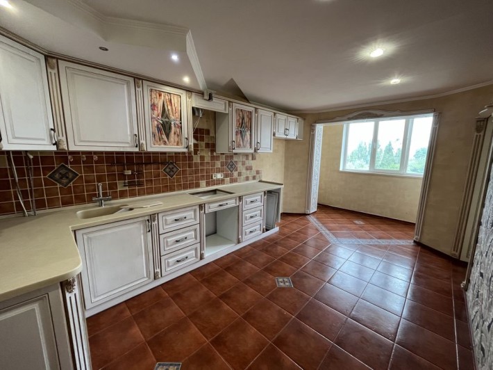 Продаж 3 кімнатної квартири в Центрі, по пр. Центральному - фото 1