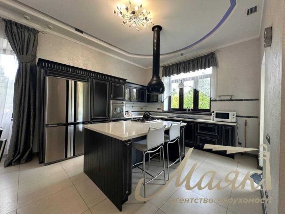 Аренда дома 650м2 на 60 сотках земли на Хутори Мриги, Голосеево Київ