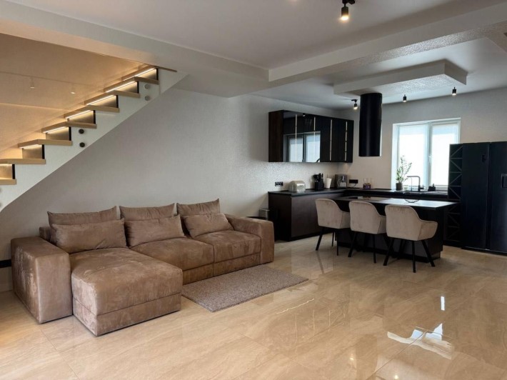 Оренда будинку 130м² та 3 сотки поруч з Osocor Residence (Осокорки) - фото 1