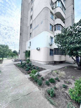 Продам КРУПНОГАБАРИТНУЮ 2к.квартиру. 4эт/13эт - фото 1