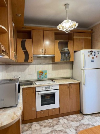 Продаю 3 ком.квартиру на Декабристов - фото 1