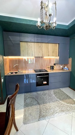 Продаж 3к квартири 98 кв. м на вул. Садова (Центр) - фото 1