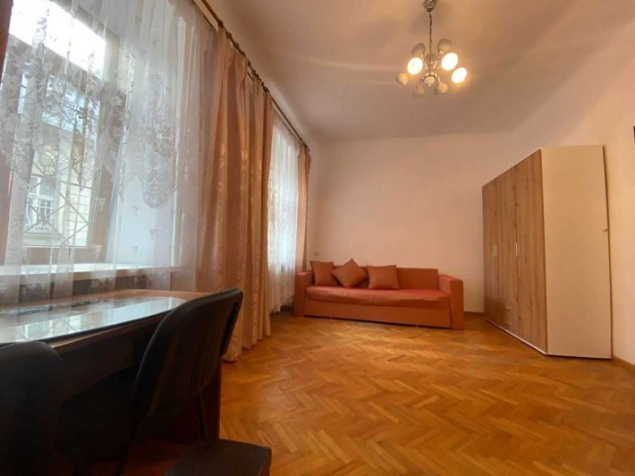 Продаж квартири вул. Філатова (бічна Пекарської) - фото 1