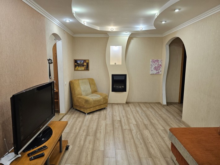 Продам  комфортную  3х к.кв - фото 1