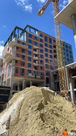 Продам 2-кім. квартиру ЖК Шелест від власника вул Студинського без ком - фото 1