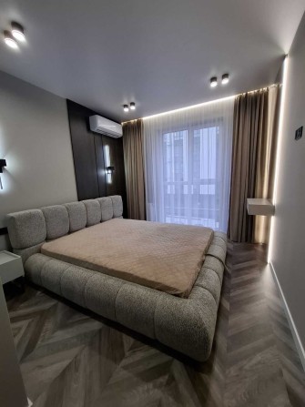 Продаємо вишукану 2кім квартиру з дорогим ремонтом Трускавецька - фото 1